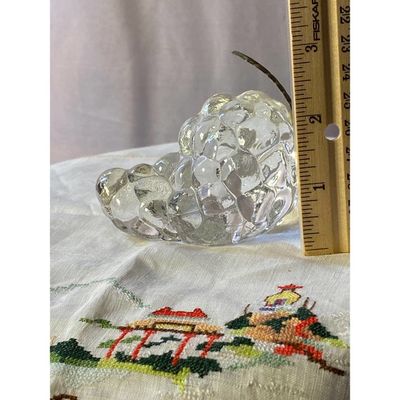 Clear Crystal Grape Cluster Paperweight / Figurine - Picture 2 of 10